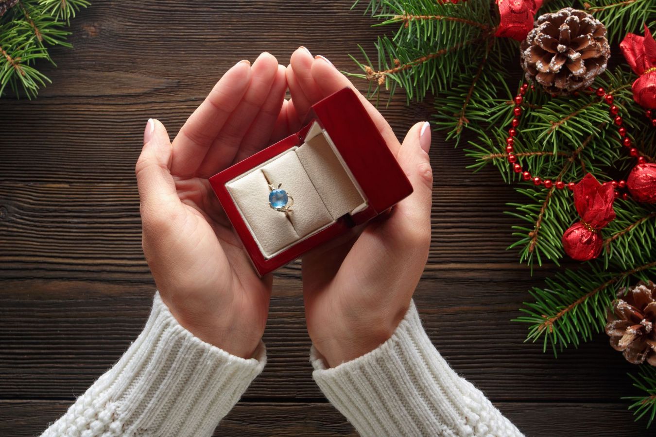 The Perfect Sparkle: How to Choose Jewelry as a Gift